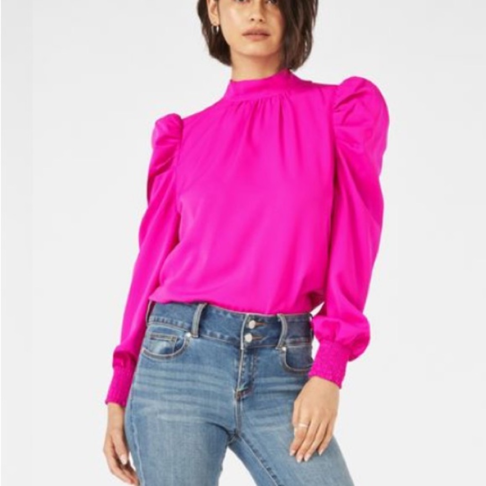 Jealous Tomato Women's Bow Tie Blouse‎ in magenta, Size Medium